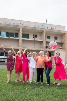 Campanha Outubro ms da sade da mulher valoriza mulheres em tratamento quimioterpico